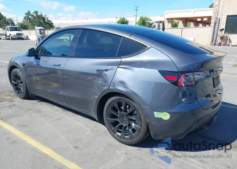 2023 Tesla Model Y Awd/Long Range Dual Motor All-Wheel Drive из США, поврежденный, VIN 7SAYGAEE3PF756915